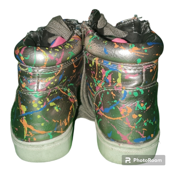 Youth Sneakers Size 2 - Picture 2 of 6